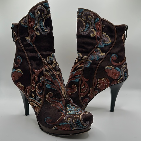 Rockwell Tharpe Sz 8 Passion Ranch Elegant Brown Heeled Boots Ornate‎ Embroidery - Picture 3 of 11